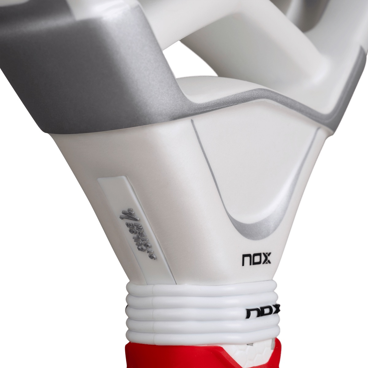 Ракетка для падел тенниса Nox AT10 Luxury Genius Attack 12K Alum Xtrem By Agustin Tapia 2026