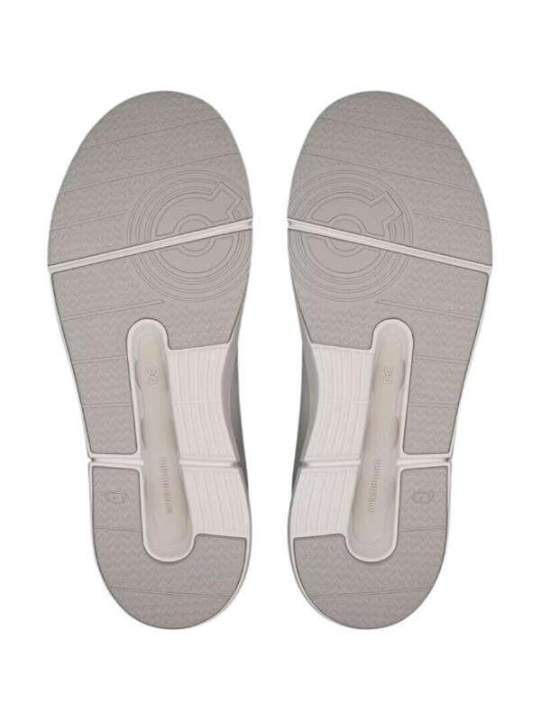 On THE ROGER Low top Kids' Running Shoes Beige Teenagers