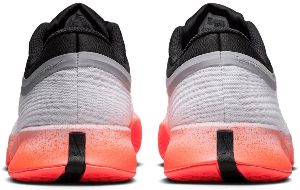 Кроссовки мужские Nike Vapor Pro 3 HC Premium, Белый/Черный/Оранжевый, для твердых кортов (р. 43,5)