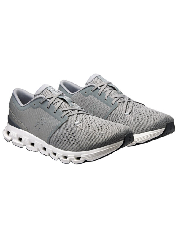 On Cloud 4 sneakers