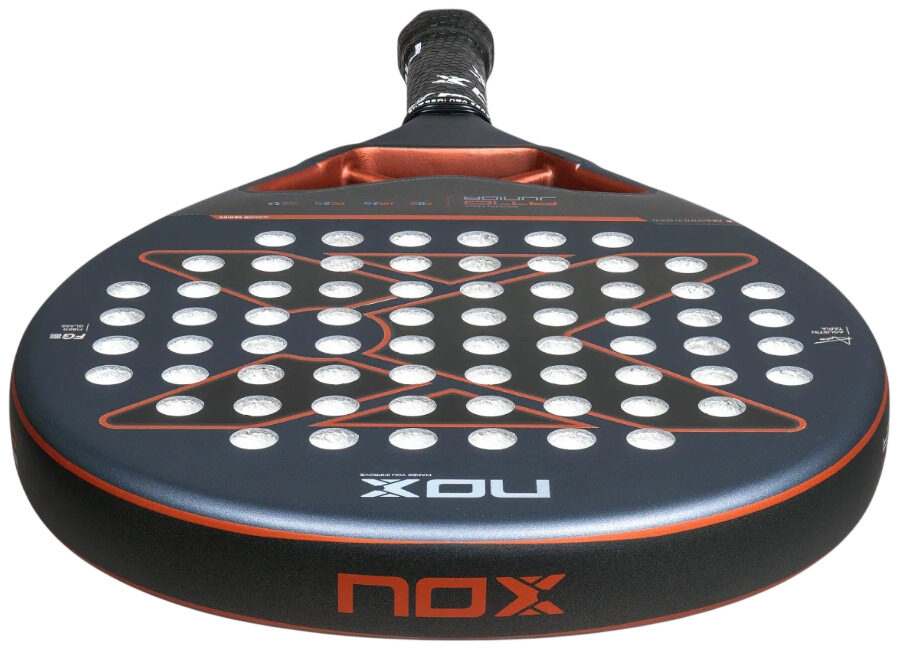 Ракетка Nox AT10 Genius JR By Agustin Tapia 2026