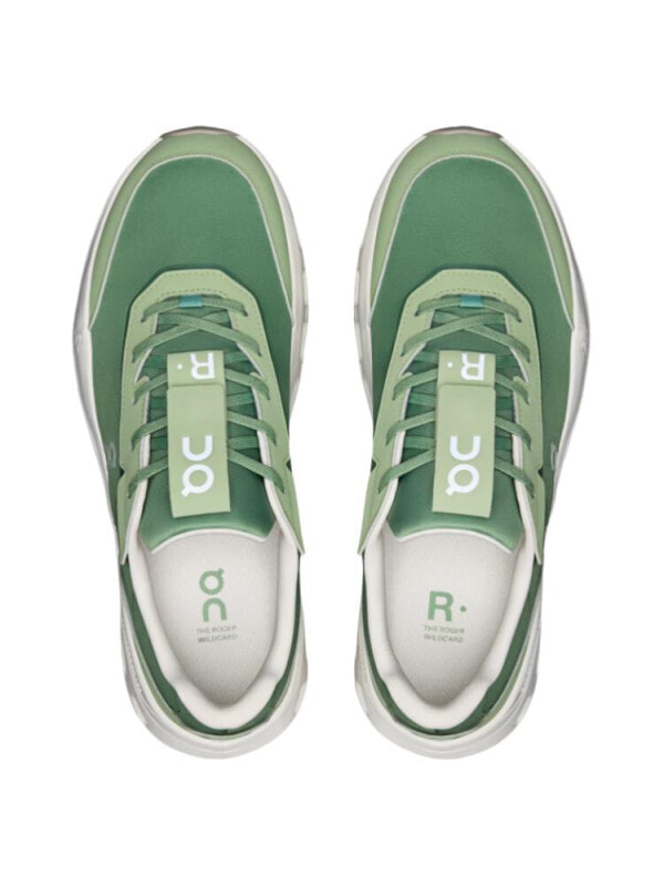 On THE ROGER Tennis Shoes Men's Low Top Green