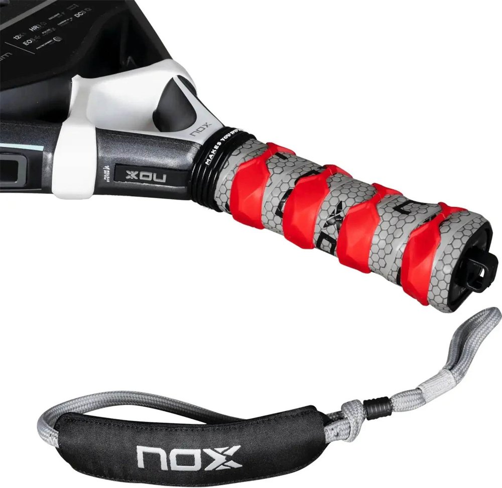 (EU) Ракетка для падел тенниса Nox Quantum 12K Carbon 2025