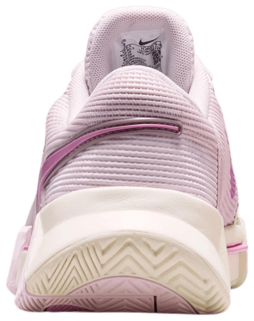 Кроссовки женские Nike Zoom GP Challenge 1.5 Premium, Жемчужно-Розовый/Розовая пена/Свет (р. EUR 37.5)