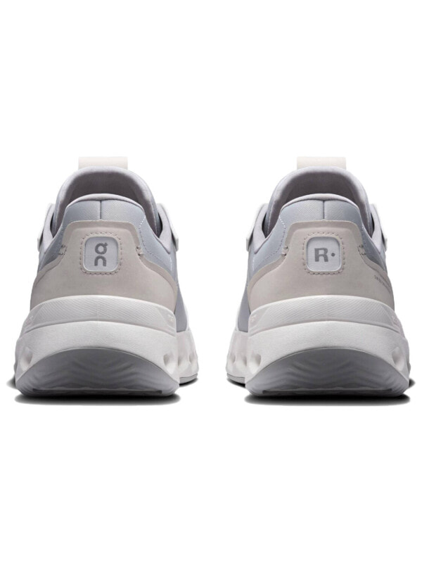 On The Roger Wildcard Tennis Shoes Men's Low Top Light Gray
