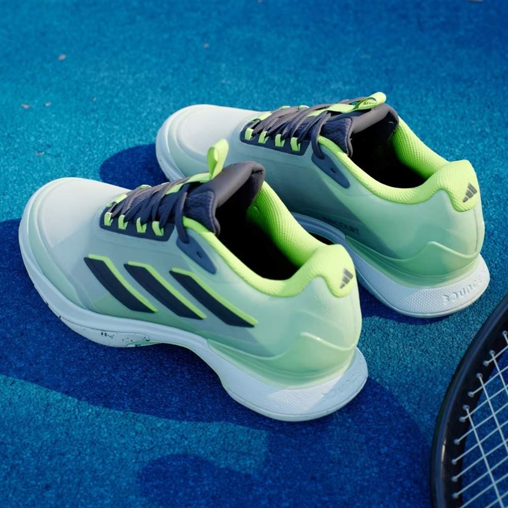 Кроссовки женские Adidas Avacourt 2, Зелёные/Чёрные, из переработанных материалов (р. 39)