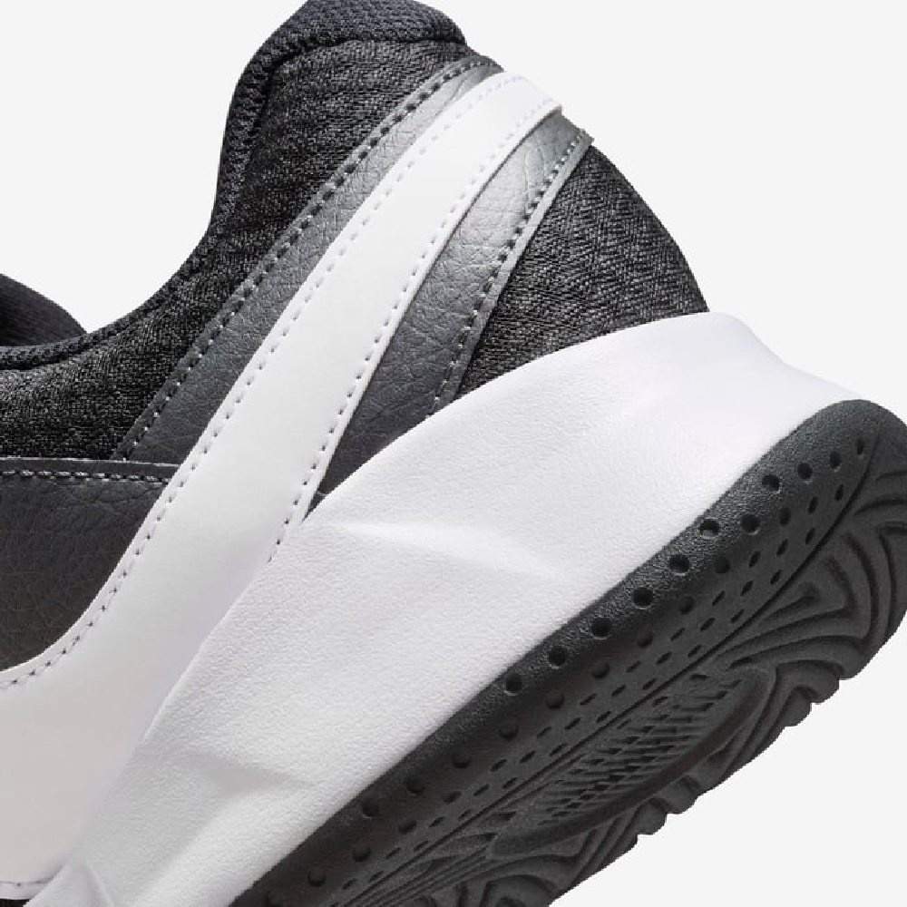 Кроссовки мужские Nike Court Vapor Lite 4, Черные/Белые (р. 41,5)
