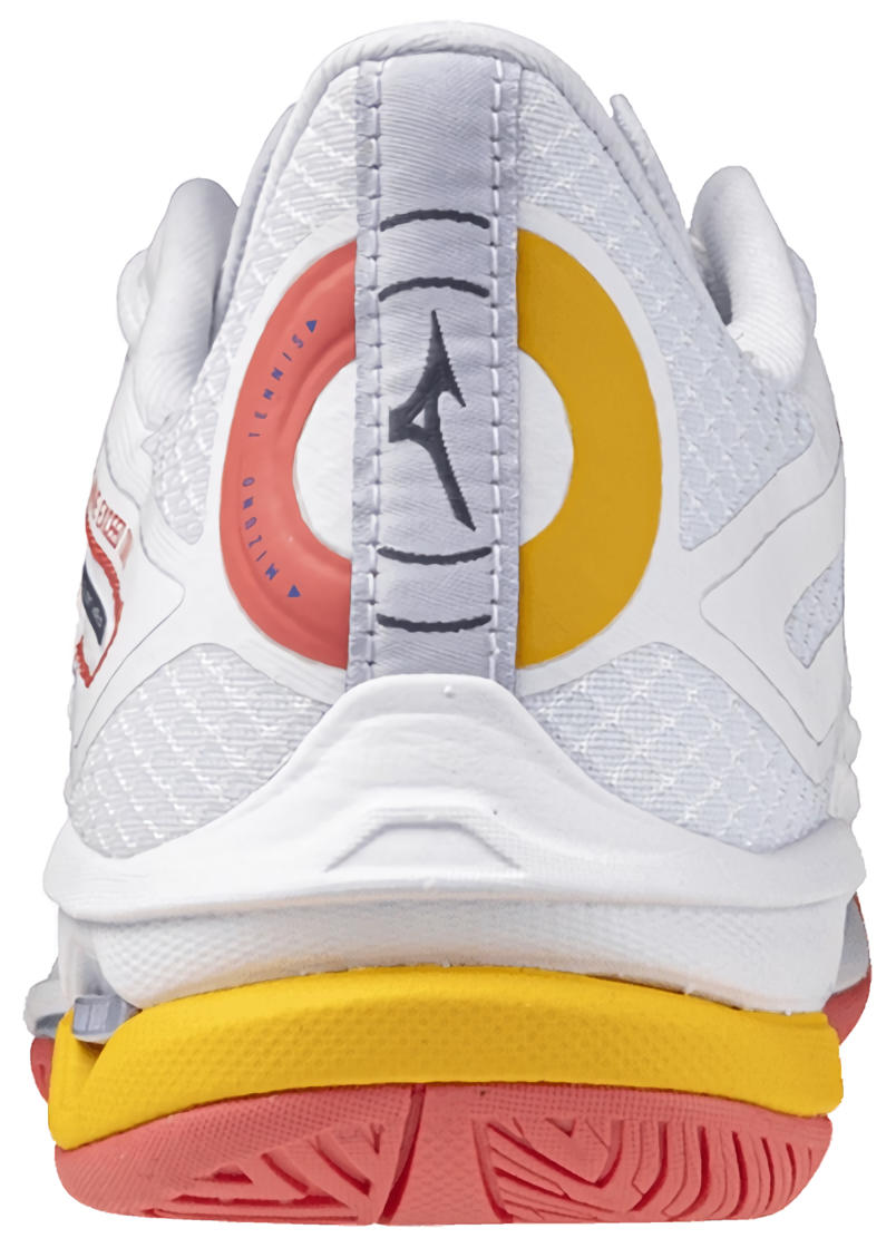 Кроссовки женские Mizuno Wave Exceed Tour 6 AC, Белые/Коралловые/Оранжевые, для всех покрытий (р. EUR 41)
