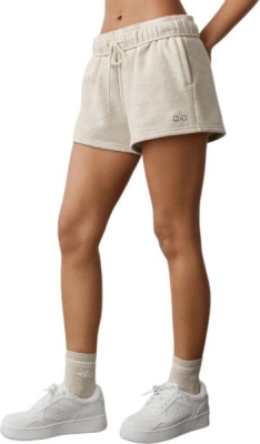 (CN) Шорты Alo Yoga Accolade Short, Бежевые (2XS)