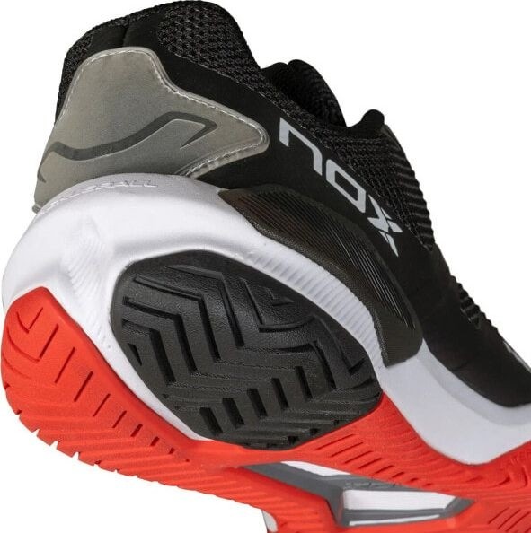 (EU) Кроссовки женские Pickleball Nox Lux Nexo Clak/Red Lava Calpbluxnebr, Чёрные (р. 39)