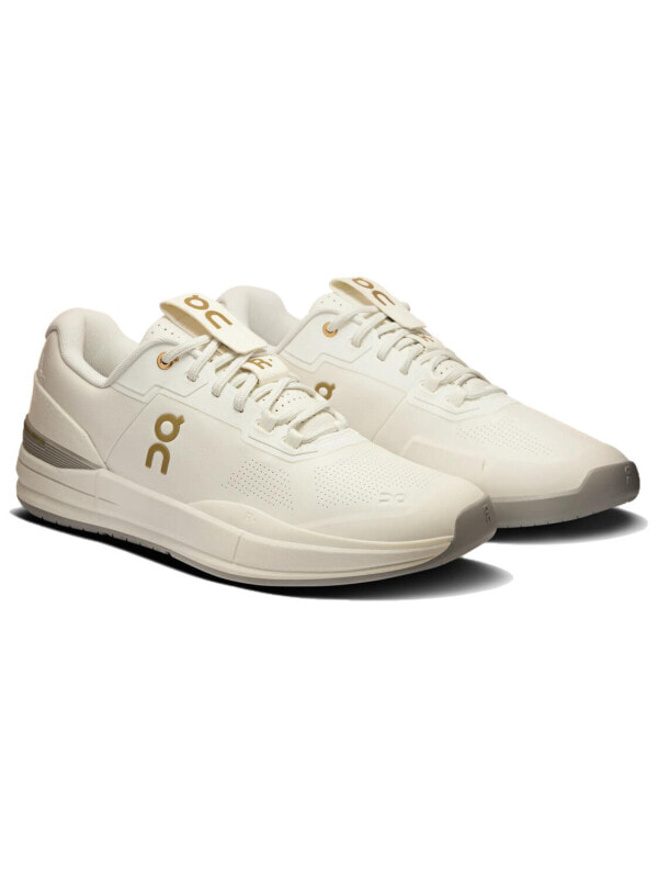 On The Roger Pro Low top Tennis Shoes Men's White