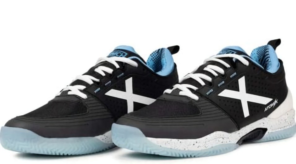 (EU) Кроссовки мужские Munich Atomik 51 Black/Blue 4032151, Чёрные (р. 40)