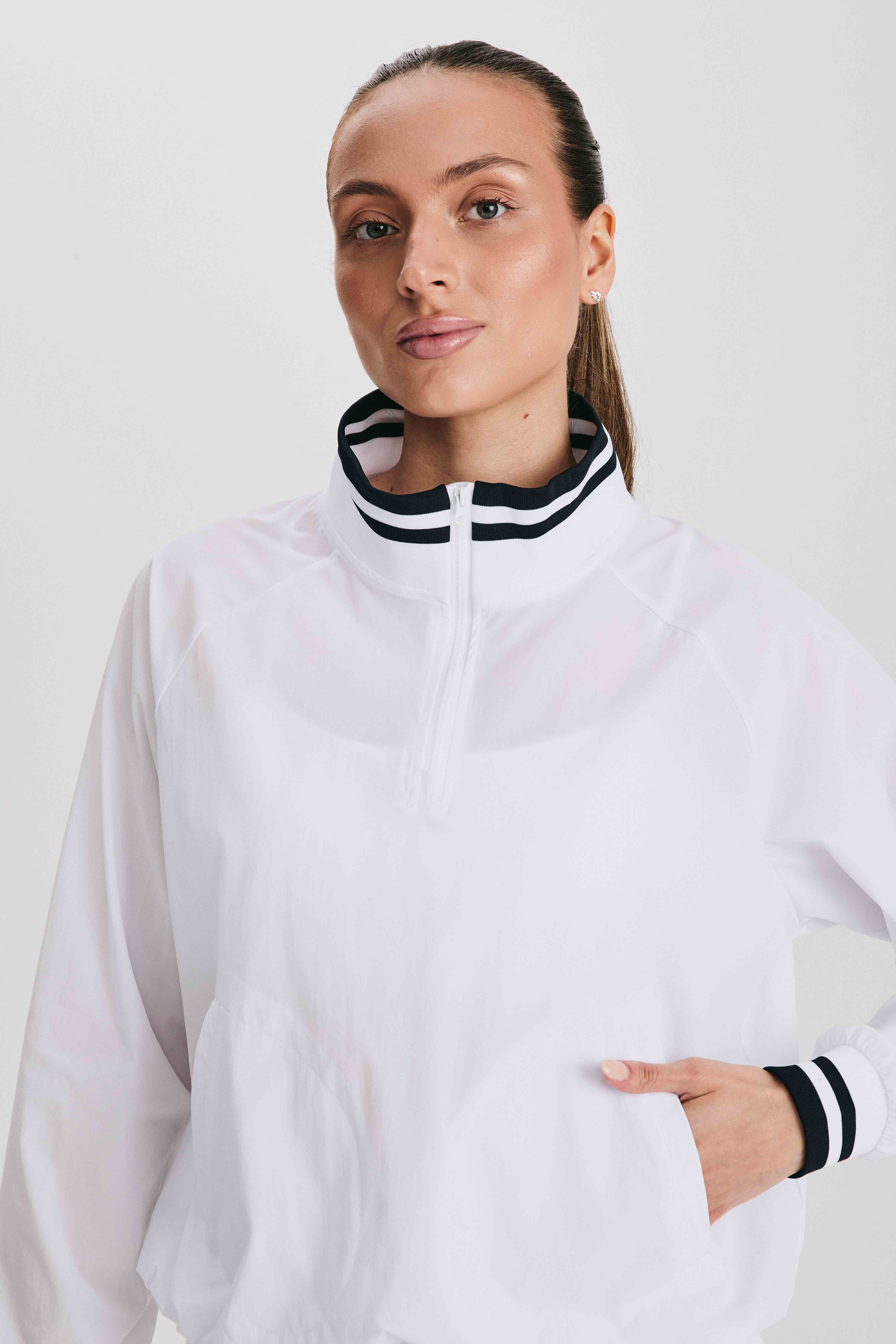 Костюм женский SURE TennisCore, Белый (S)