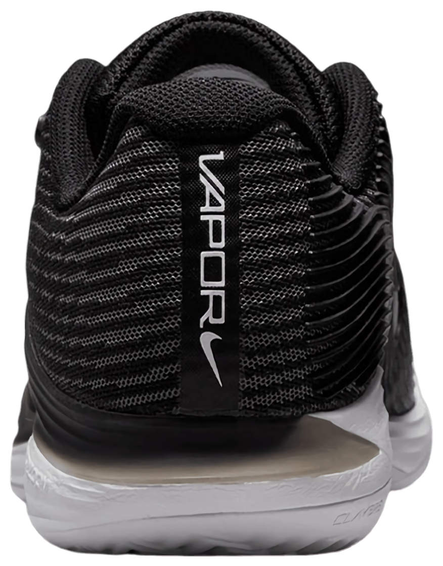 Кроссовки женские Nike Vapor 12, Черный/Белый/Дымчатый Серый, грунтовые (р. EUR 38.5)