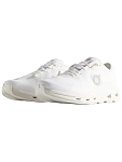 Кроссовки беговые мужские ON CloudzOne Kith White Ice