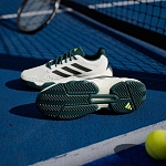 Кроссовки мужские Adidas Courtjam Control 3, Белые/Тёмно-зелёные, для хард-корта, с переработанными материалами (р. 46,5)