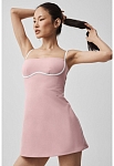 (CN) Платье женское Alo Yoga Airbrush Streamlined Dress с шортами, карманами, встроенным бюстгальтером, Розовое (S)